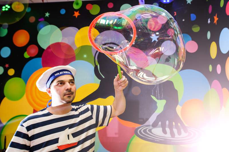 Bubble show for children