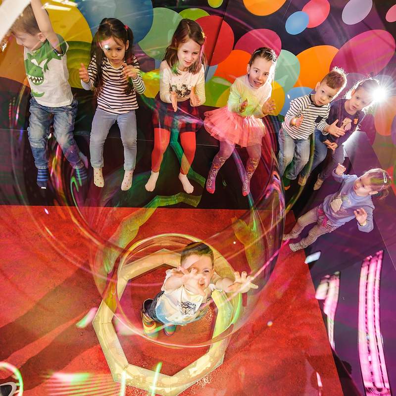 Group of children at a bubble show